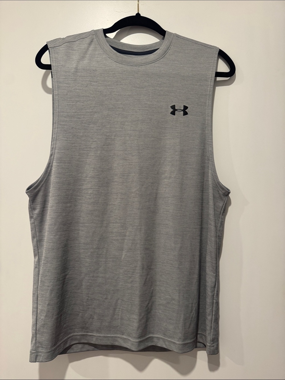 Under Armour HeatGear Sleeveless Muscle Tank | Gray | Size Medium